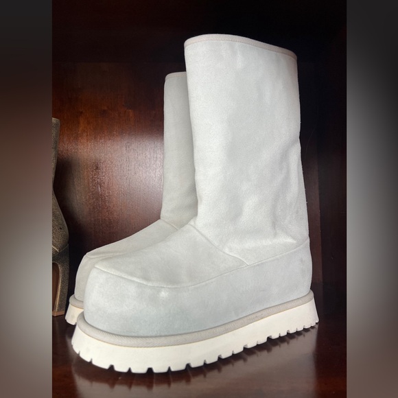 MM6 Titanium Grey Lug Tread Suede Round Toe Moon Snow Boot Size 40 - Picture 8 of 17